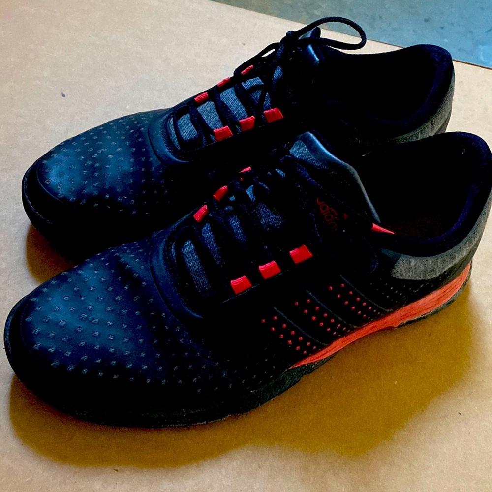 Adidas sneaker Black and red lace up Women's size 6